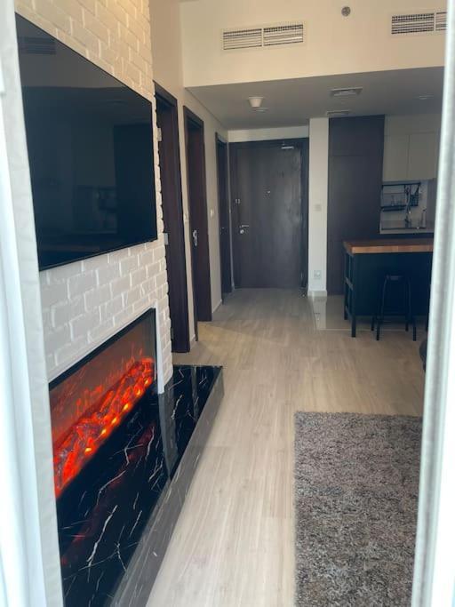New Luxury Modern Canal View. Apartment ดูไบ ภายนอก รูปภาพ