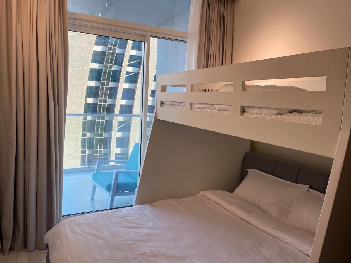New Luxury Modern Canal View. Apartment ดูไบ ภายนอก รูปภาพ